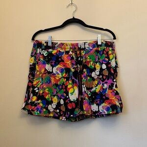 Fabletics Multicolor Abstract Gym Shorts XL Zipper Pockets Lightweight Workout